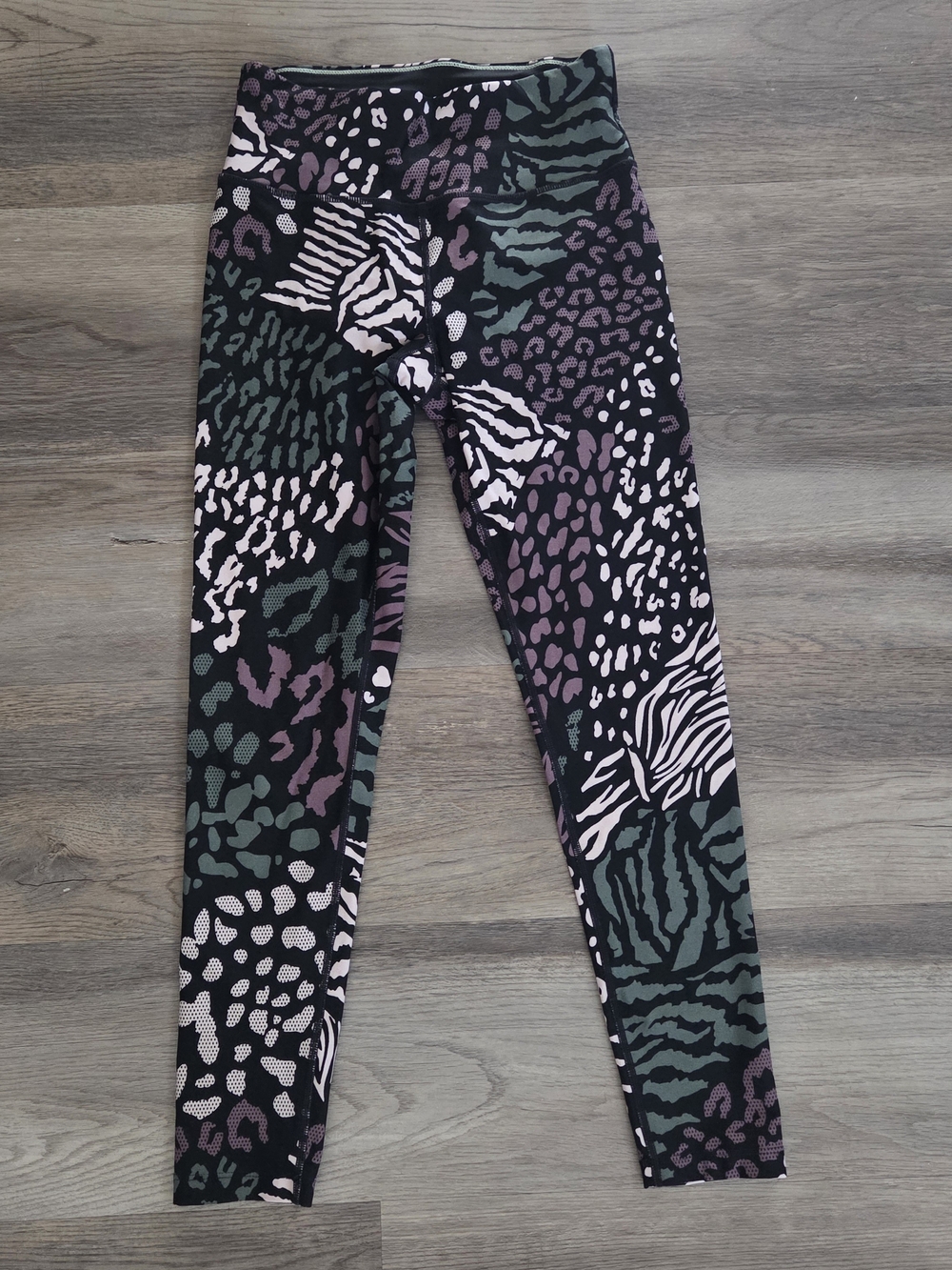 Calvin Klein Performance Wick Womens Leggings Size XS Multicolor Animal Print